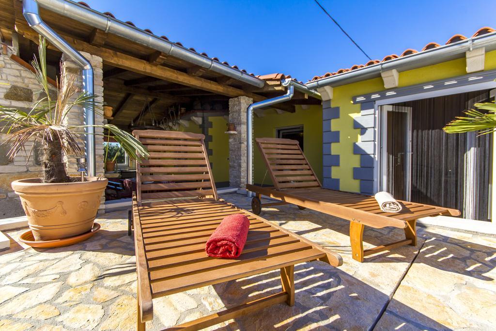 Holiday Home Bukovac PUY Exterior foto